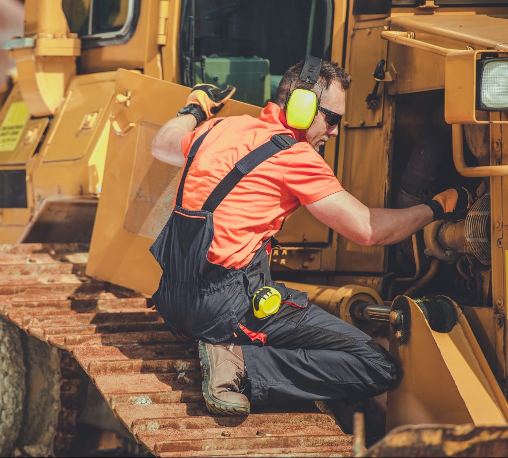 3 Tips for Effective Equipment Management