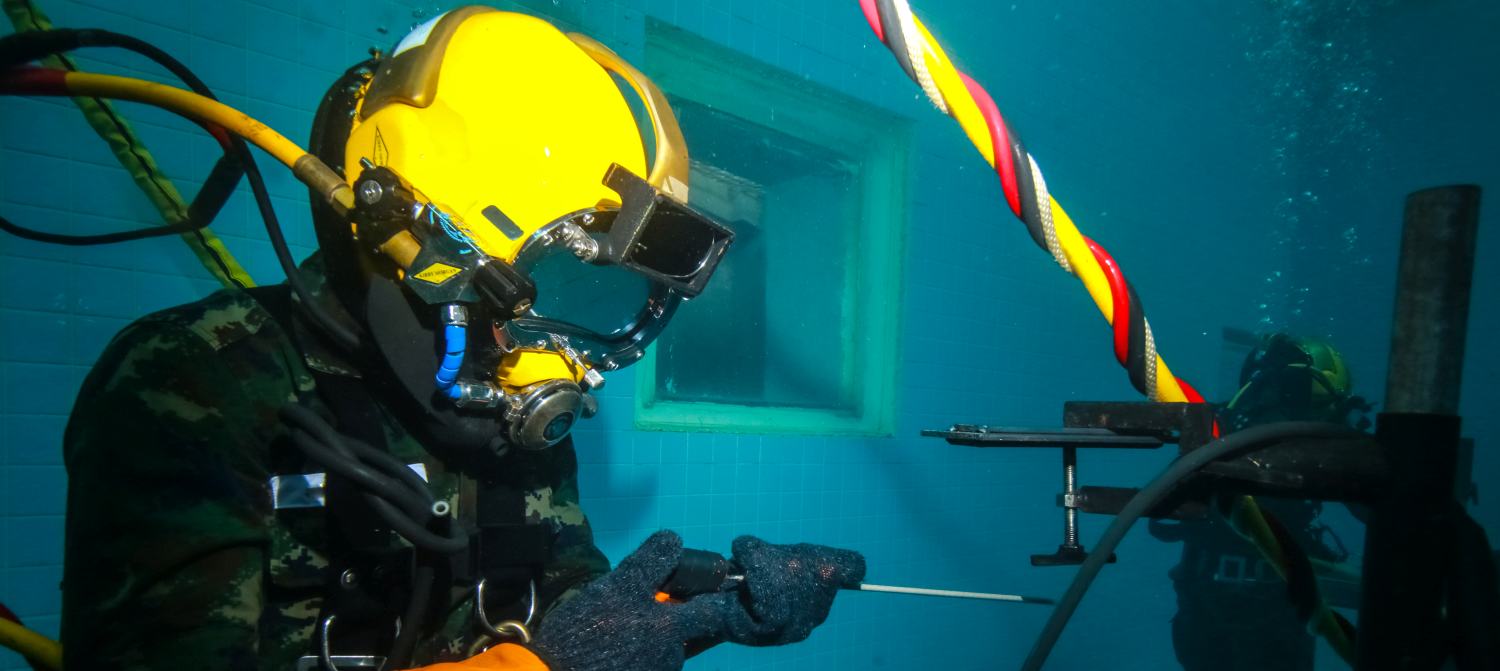 commercial diver training underwater
